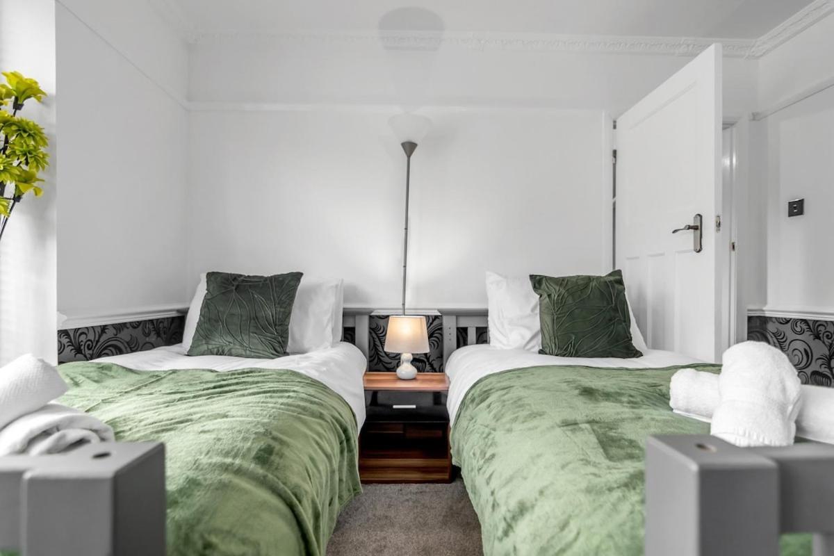 4Br Long Stays Free Parking High Speed Wi-Fi Horsford 外观 照片